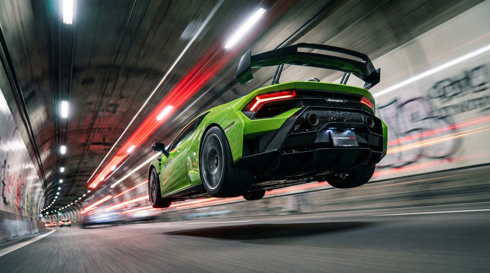 17c一起草兰博基尼隧道视频